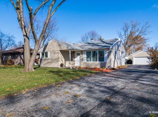 3720 Wren Ln, Rolling Meadows, IL 60008