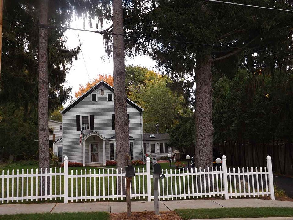 1st image of 58 Newton Ave