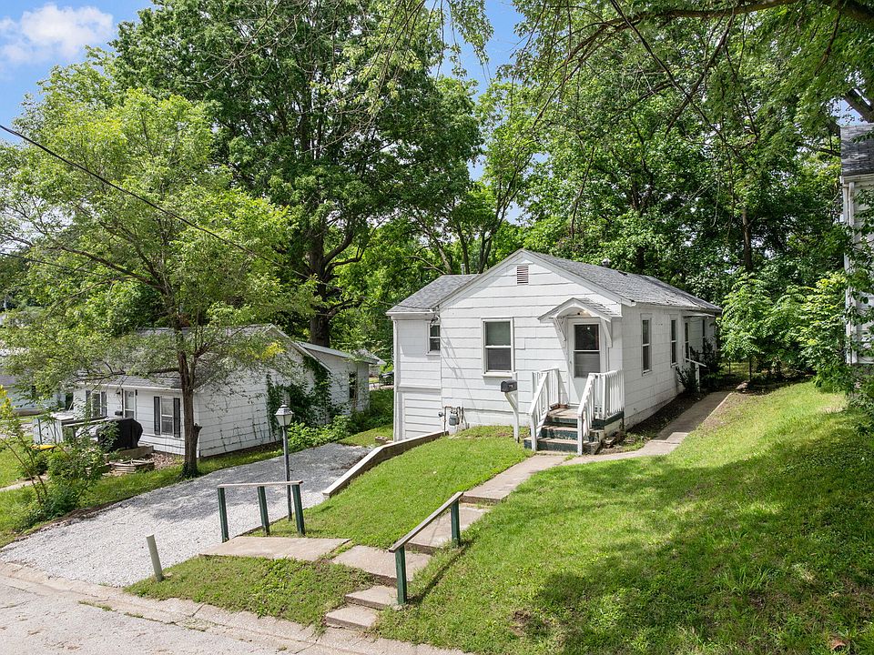 1st image of 1117 Hickam St