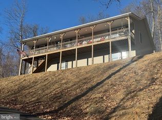 1157 Granny Smith Rd, Linden, VA 22642