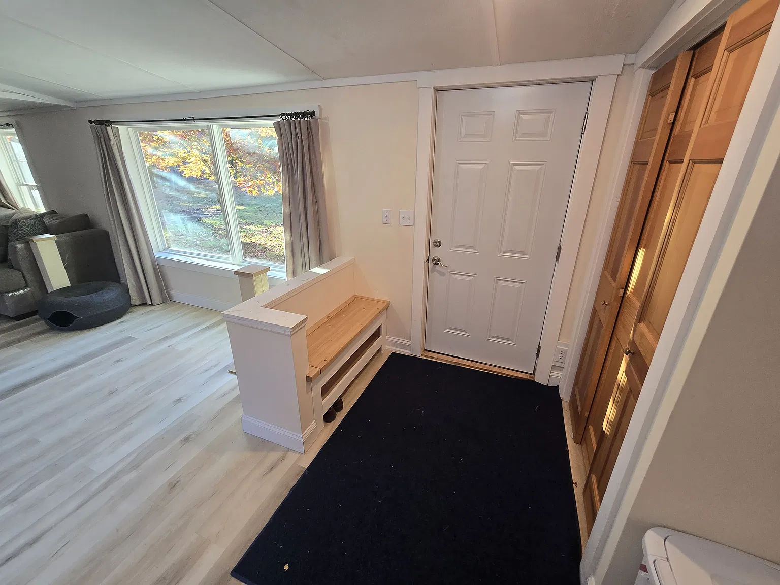 2 bed, 1100 sqft, $1,300 — Photo 3