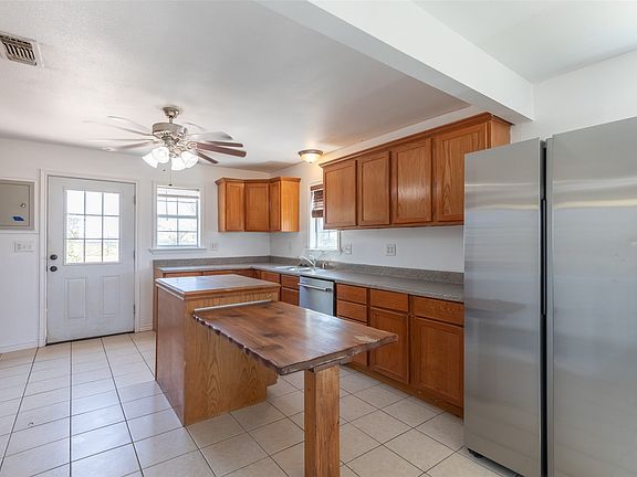 2nd image of 149 Davis Ln