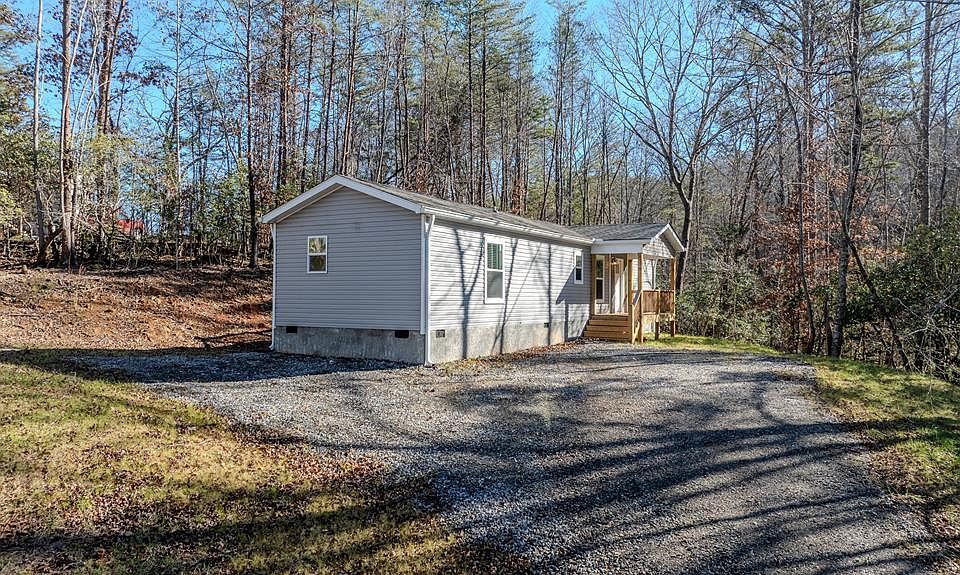 1st image of 195 Loganberry Lane