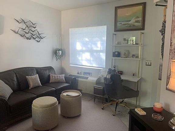 3rd image of 8427 Mulligan Cir #B