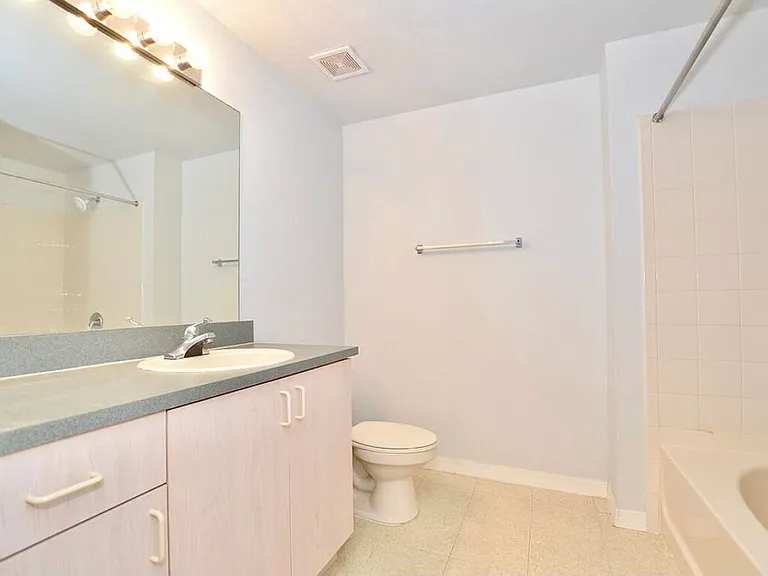 114 SW Peacock Blvd #8105 — Photo 22