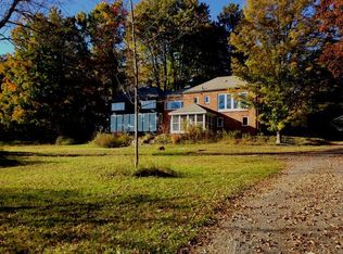 6 Corashire Rd, New Marlborough, MA 01230