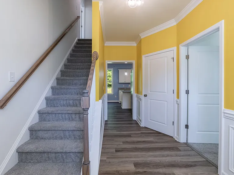 395 Oak Park Blvd — Photo 7