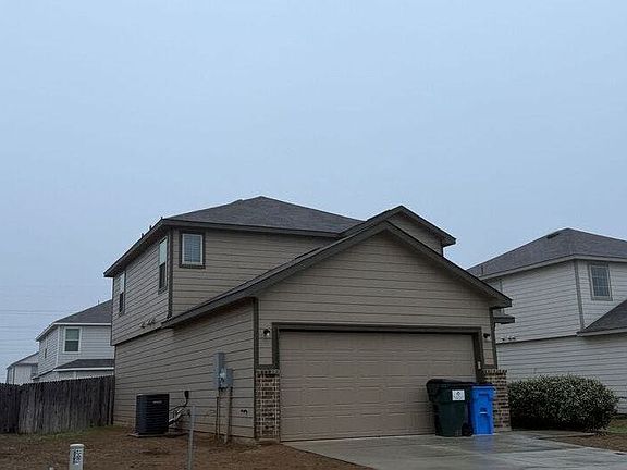 3rd image of 2521 Marty Way