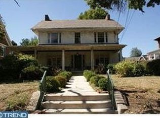 930 Centre Ave, Reading, PA 19601
