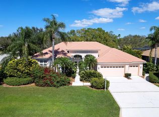 6701 Oakmont Way, Bradenton, FL 34202