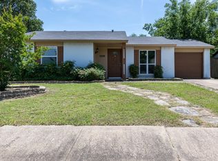 5728 Pearce St, The Colony, TX 75056