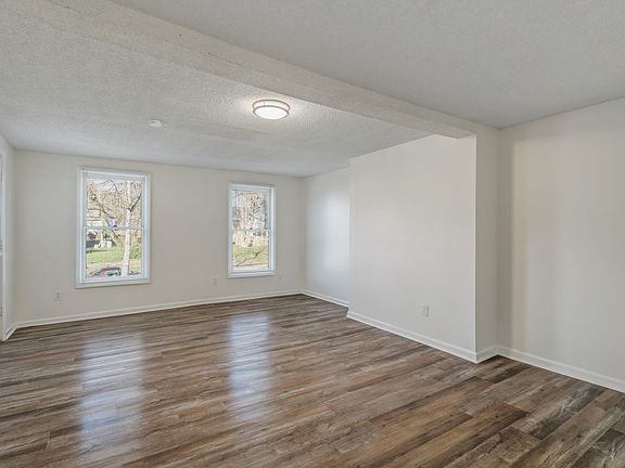 4th image of 1708 Jefferson Ave #B