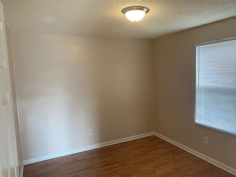 487 Bush Berry Rd #B — Photo 4