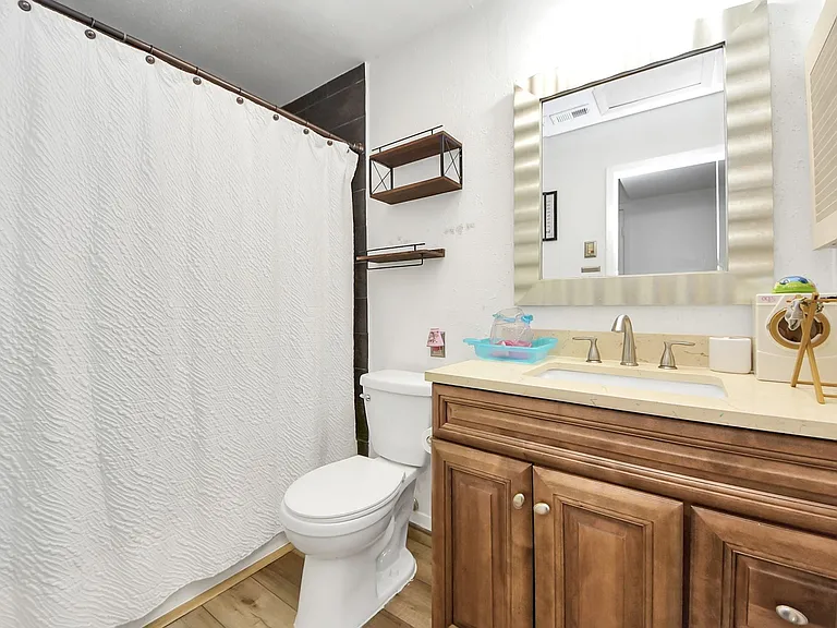 18 N Deerfoot Cir — Photo 13