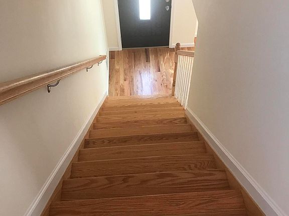 5th image of 295 Jewett Ave