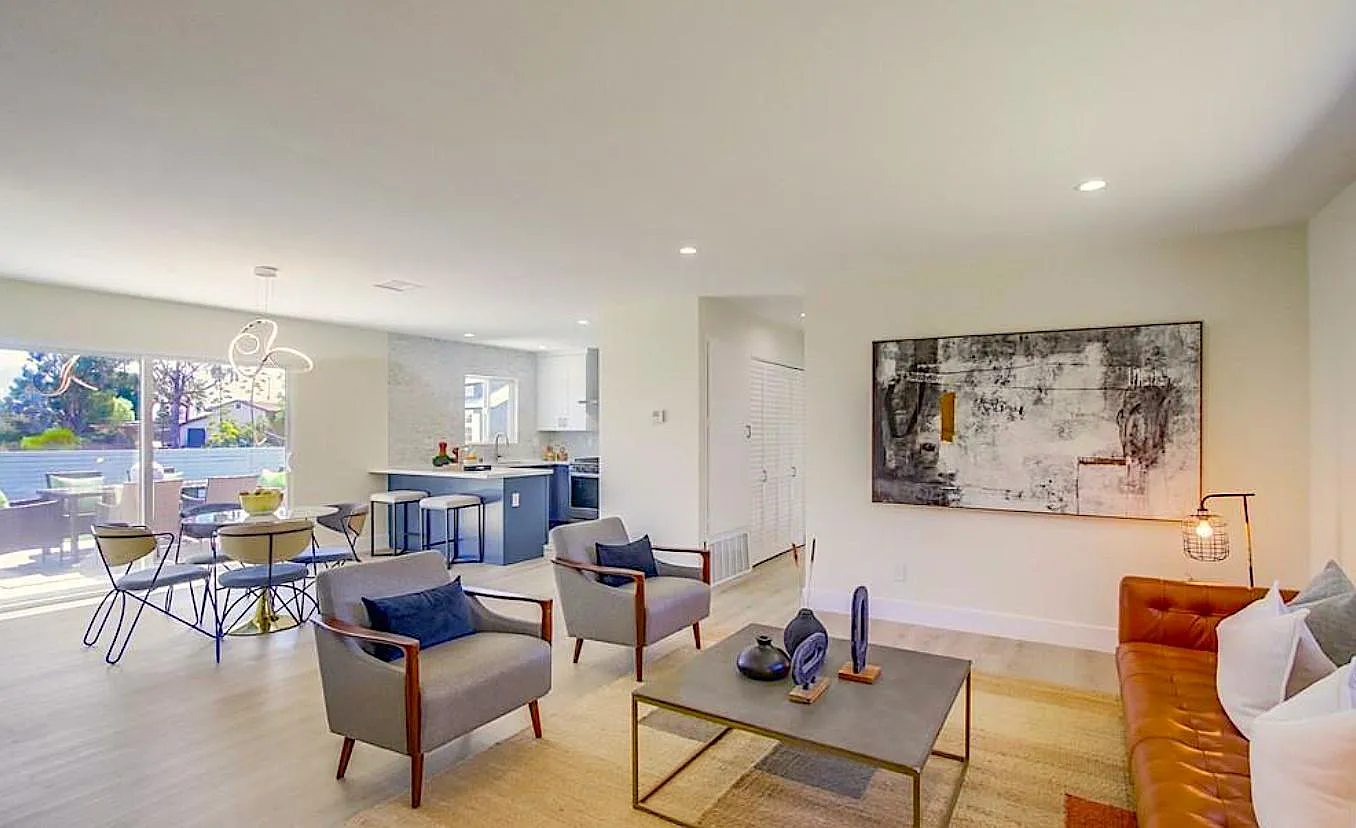 3 bed, 1282 sqft, $5,200 — Photo 1