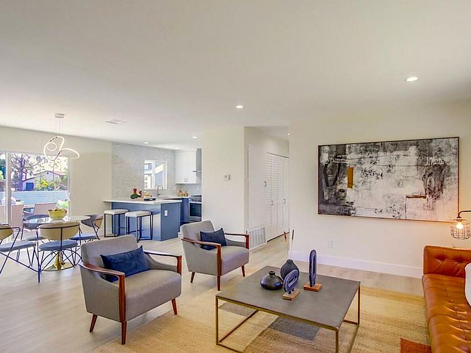 Large and cosy open living room