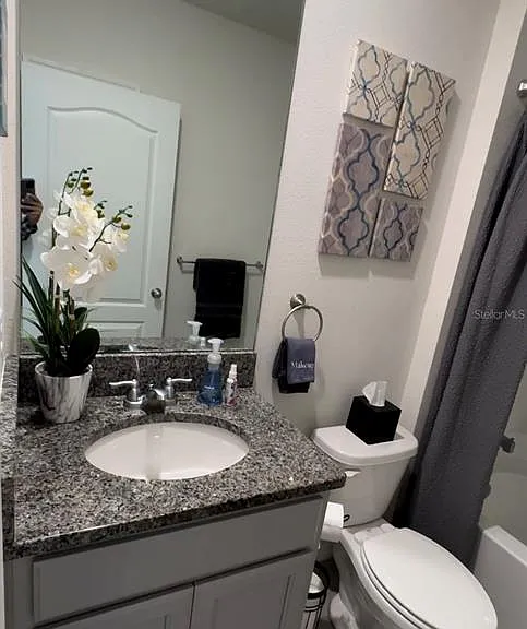 628 Greymount St — Photo 3