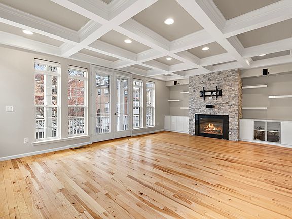 5th image of 25 Creekside Ct