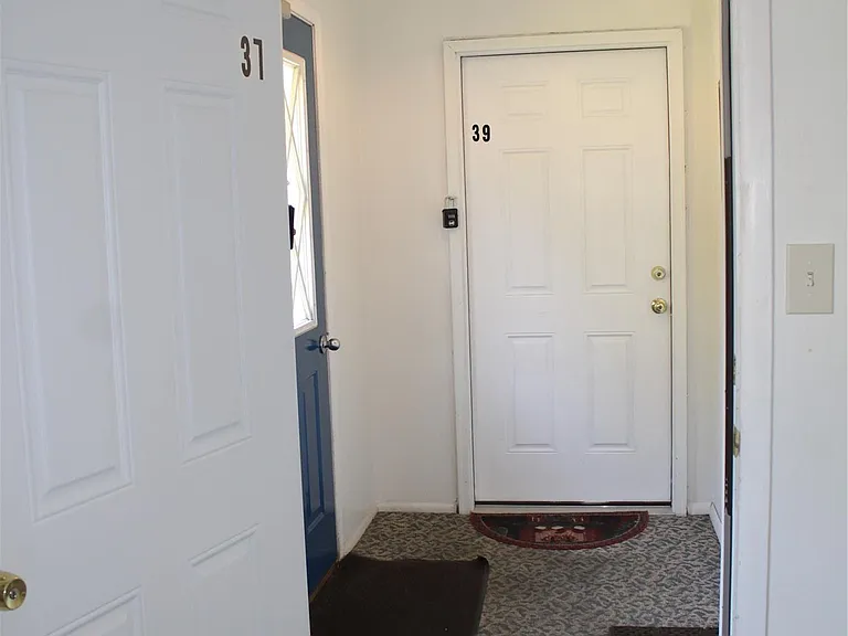 37 Maplecrest Dr — Photo 36