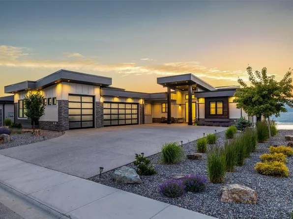 5576 Upper Mission Dr, Kelowna, BC V1W 5J7