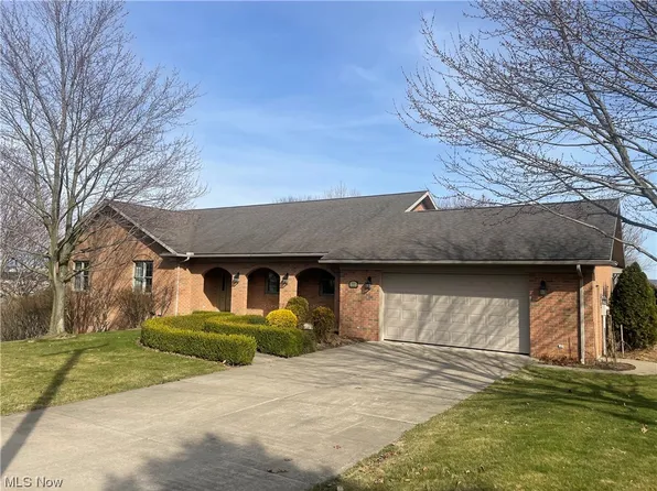 551 N Crescent St, Sugarcreek, OH 44681