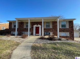 559 Charlemagne Blvd, Elizabethtown, KY 42701