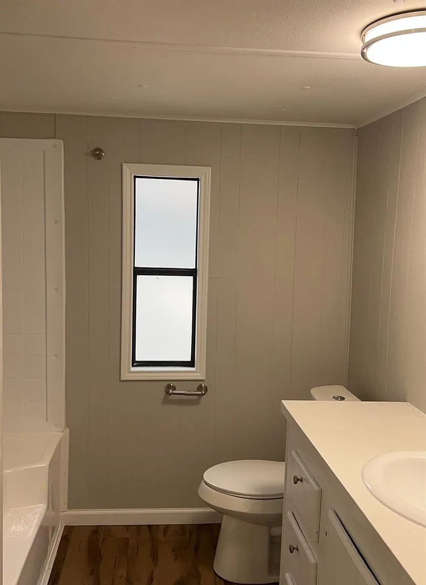 2 bed, 2.0 bath, 1064 sqft, $1,199 — Photo 4