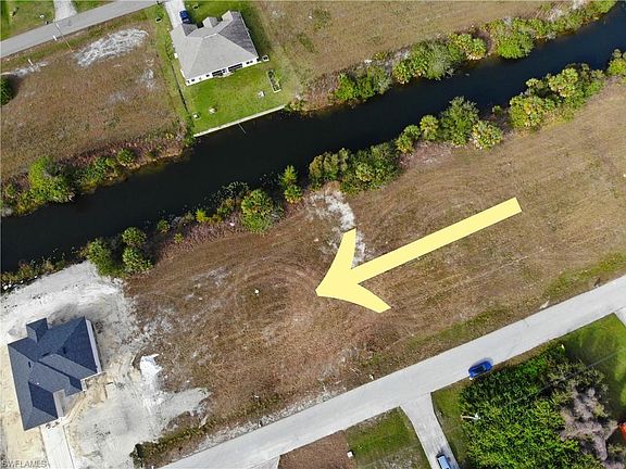 2nd image of 3738 NE 13th Ave