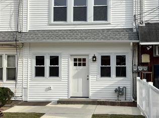 104 Chestnut St, Audubon, NJ 08106