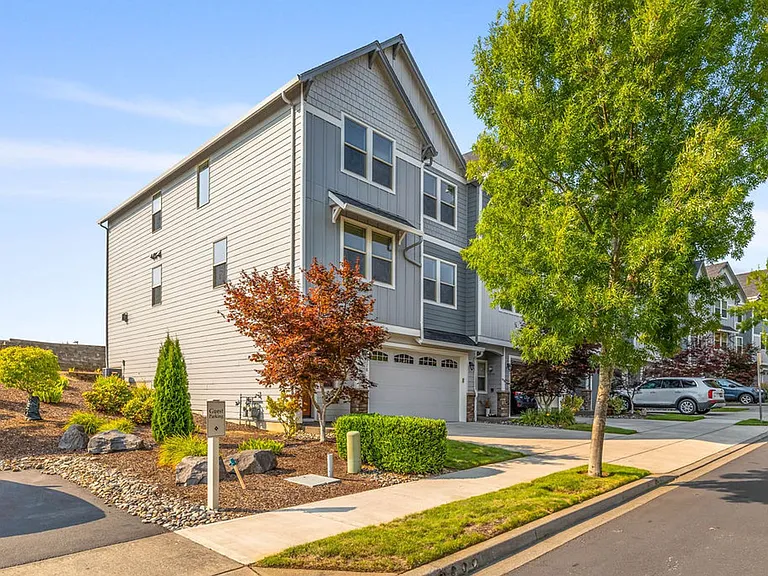 4118 SE 177th Ln — Photo 3