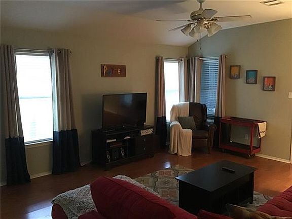 2nd image of 17406 Valentine Dr