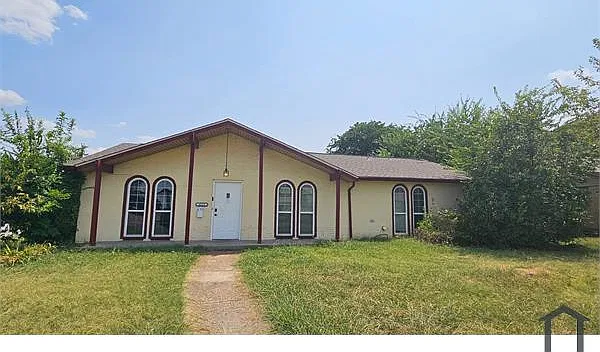 3 bed, 1650 sqft, $2,800 — Photo 1