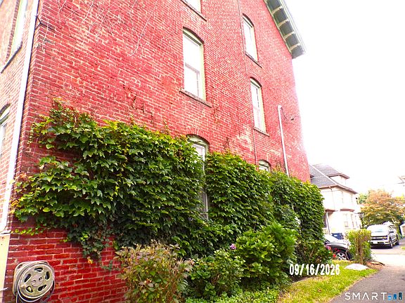 4th image of 11 William Street