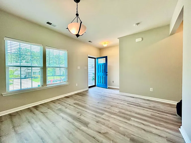5453 Brandon Bluff Way — Photo 6