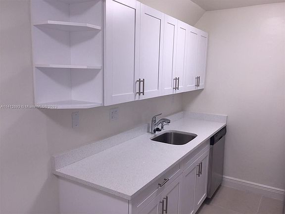 3rd image of 10740 N Kendall Dr APT L14