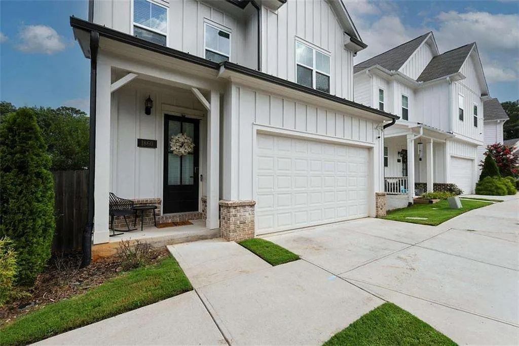 5 bed, 4.0 bath, $3,800 — Photo 3