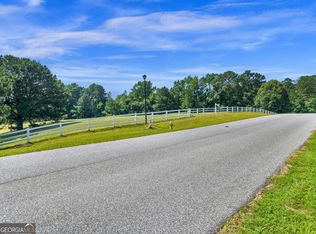 10 Longview Dr, Oxford, GA 30054