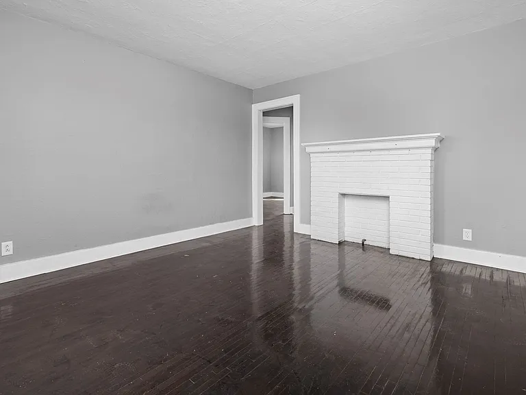 Colvin View Apartments — Photo 29