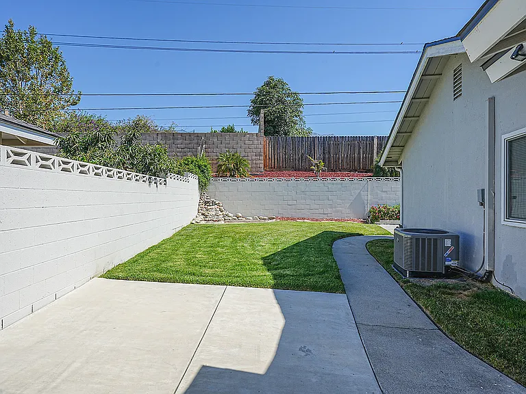 9272 Cielito St — Photo 35