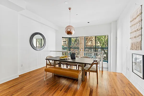 Sold by Compass | media 7