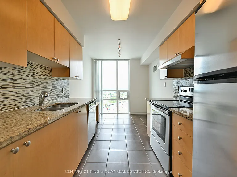 88 Grangeway Ave #2205 — Photo 11