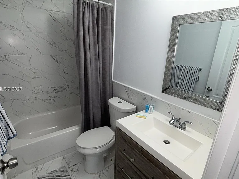 3872 Grand Ave #A — Photo 20