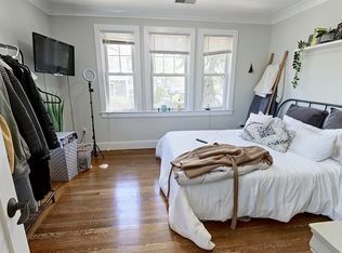 9 Barrows St #4U, Allston, MA 02134