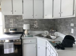 119 Forest Ave, Riverside, IL 60546