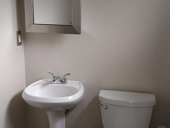 5th image of 5453 Starcrest Dr