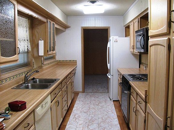 2nd image of 1616 Melmart Dr