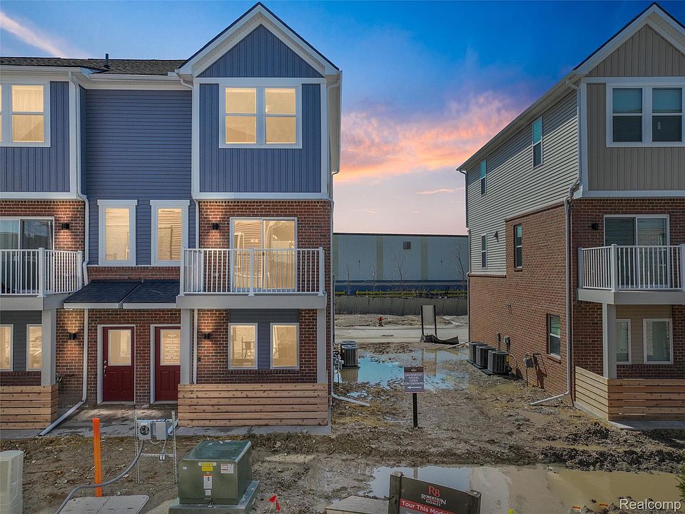 1st image of 759 Canterbury Ln