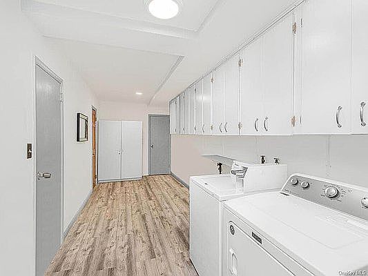 2nd image of 5925 Delafield Ave #1