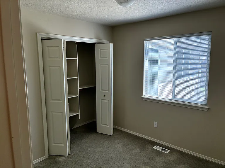 3482 S Virginia Ave — Photo 6